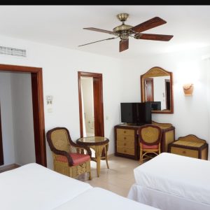 HABITACIÓN FAMILIAR