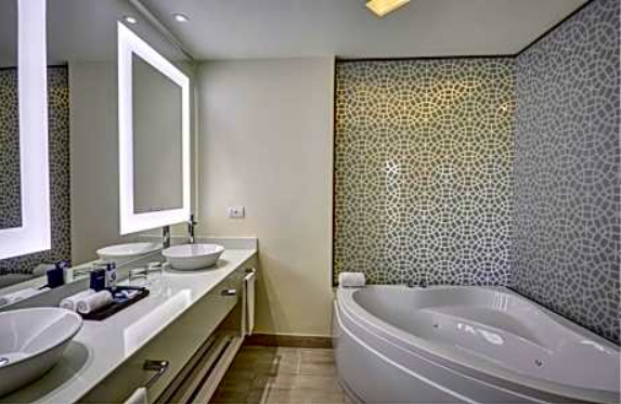 LUXURY FAMILY SUITE - Imagen 2
